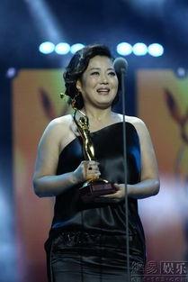 演员王茜华的歌曲视频,歌曲视频引共鸣